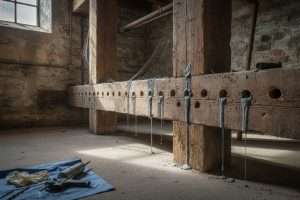Traitement de charpente par injection : guide complet